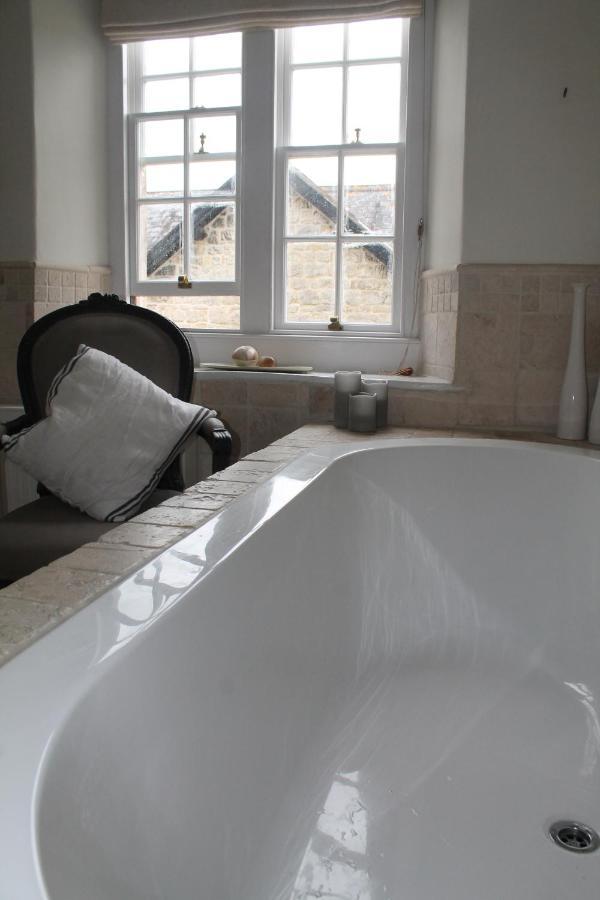 Roundhill 4* Kelston