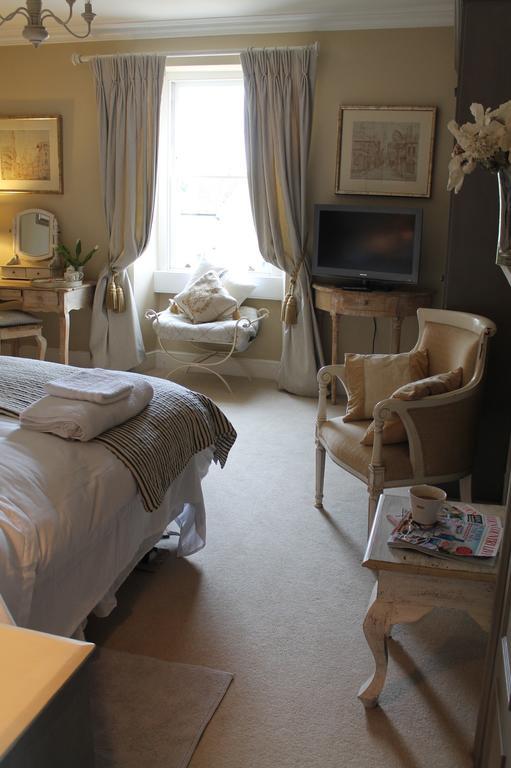 Roundhill Bed & Breakfast